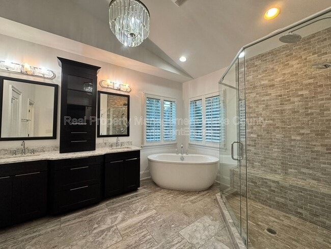 Building Photo - 1021 Keith Rd