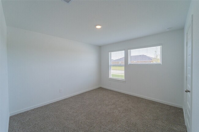 Building Photo - 3827 Pierce Pl Ln