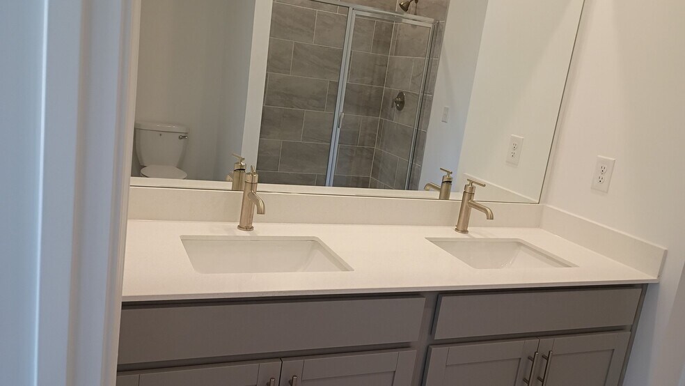 Building Photo - 203 Ensemble Blvd