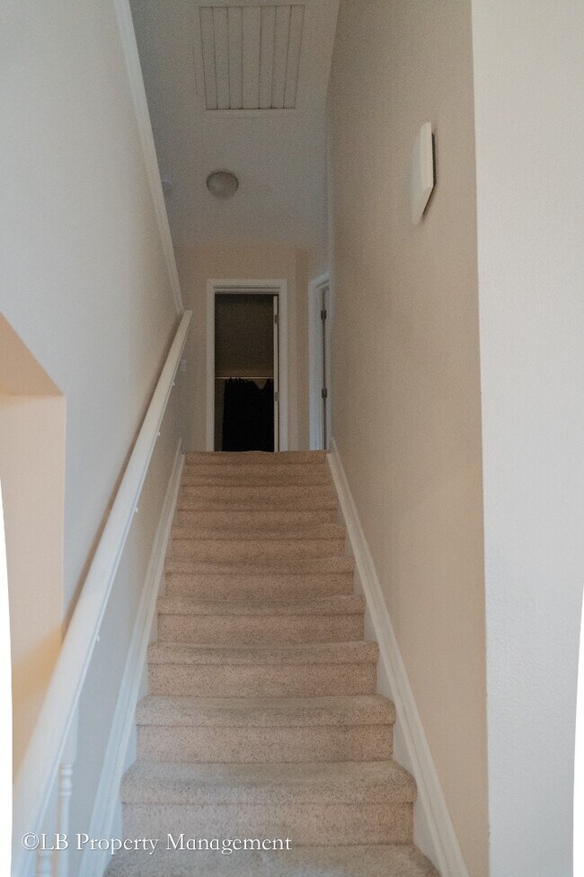 Building Photo - 4780 N Foxtail Dr