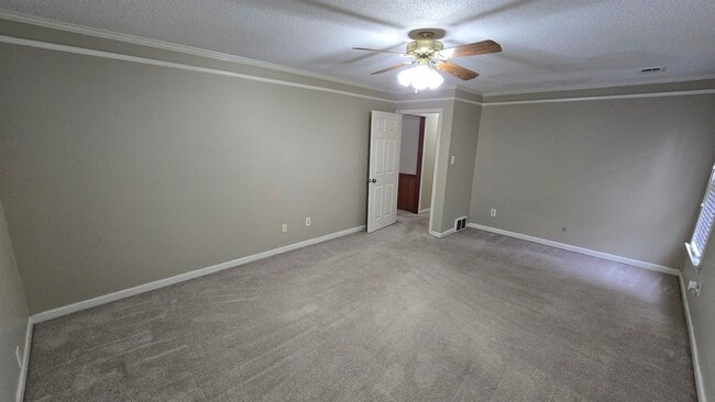 Building Photo - 1388 Hardwood Trail