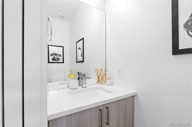 Building Photo - 1608 Irving St