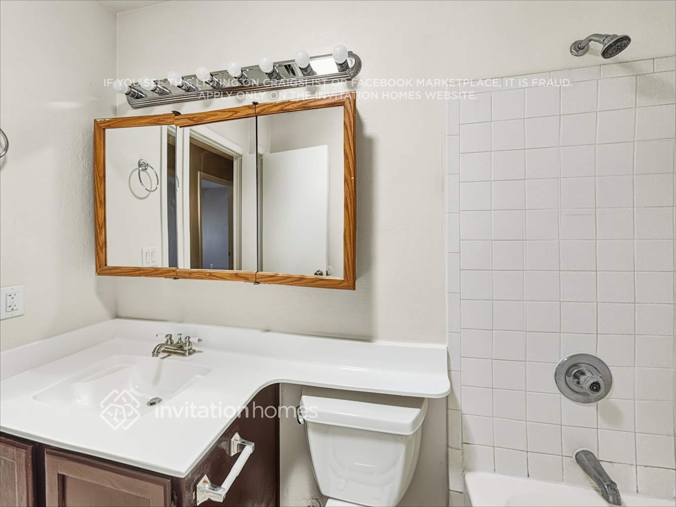 Building Photo - 6526 N 69th Dr