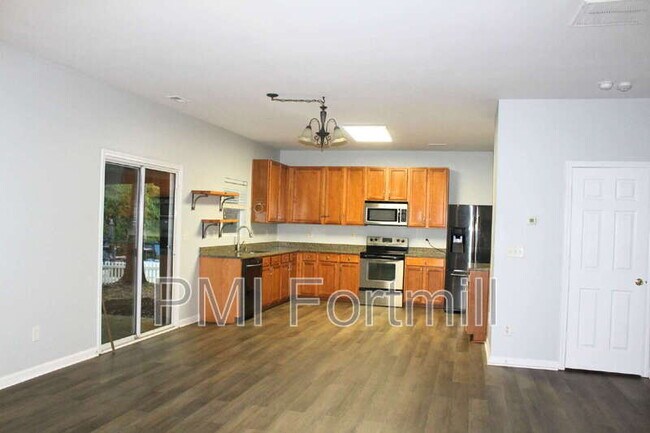 Building Photo - 1147 Spicewood Pines Rd