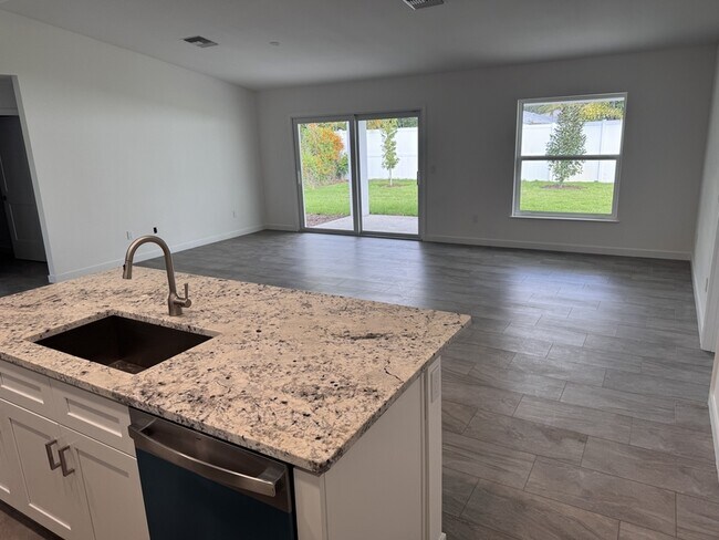 Building Photo - 3145 Ashton Rd