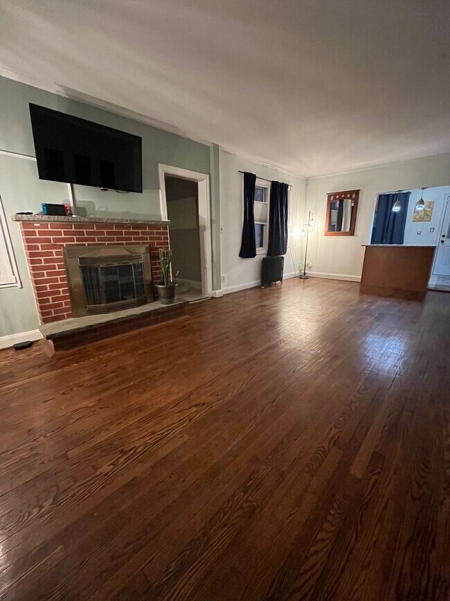 Building Photo - 4513 Arabia Ave