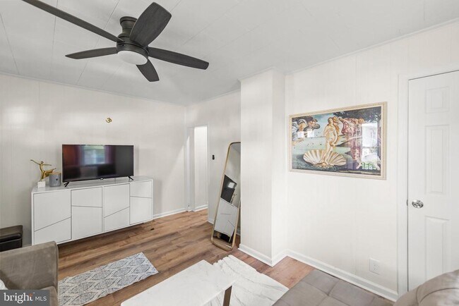 Building Photo - 31 W Southwerk St