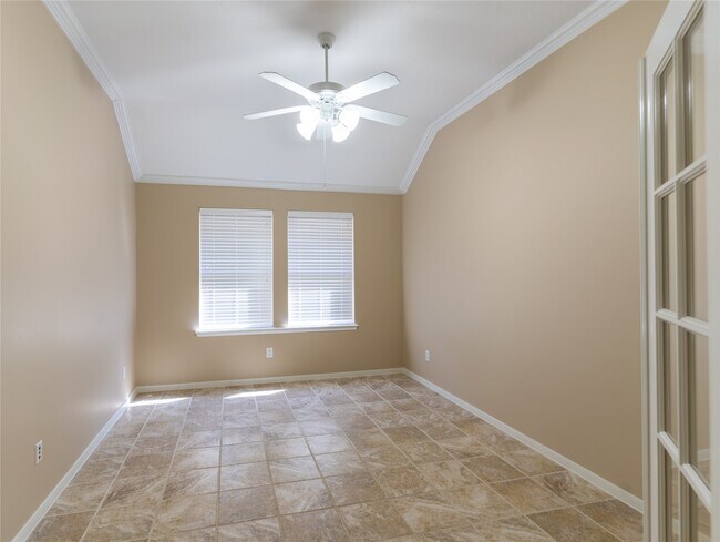 Building Photo - 16123 Hitching Post Ct