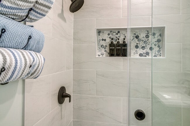 Building Photo - 28 Merganser Ln