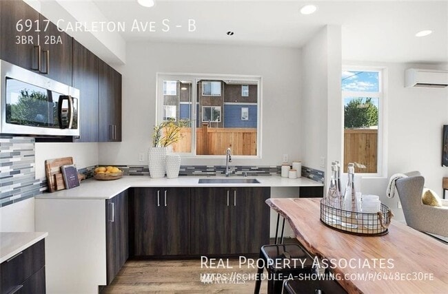 Building Photo - 6917 Carleton Ave S