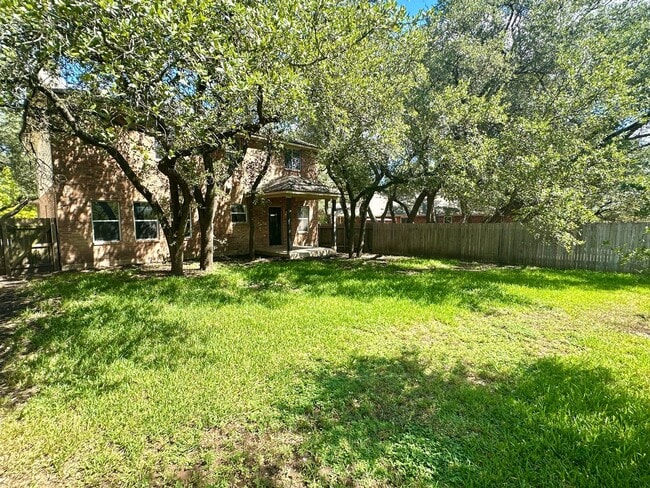 Building Photo - Stunning 4-Bedroom Home in the Desirable Sonoma Community