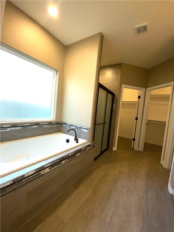 Building Photo - 5821 Bella Di Giorno Dr