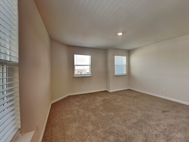 Building Photo - 6328 Baraboo Dr