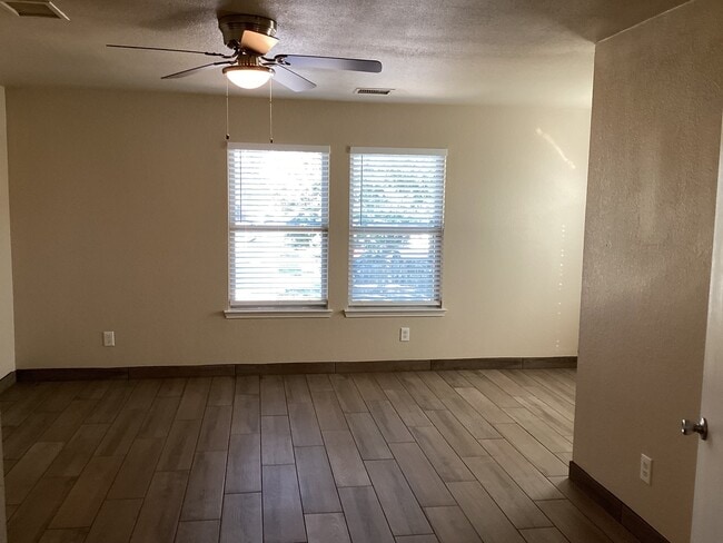 Building Photo - 15602 Jasmine Tree Ln