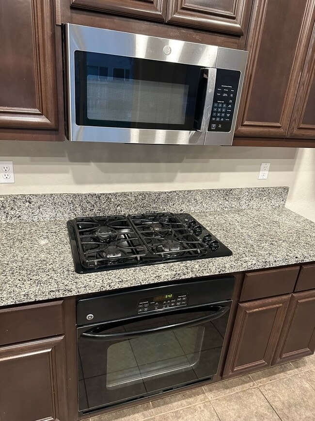 Building Photo - 3126 W Perez Ave