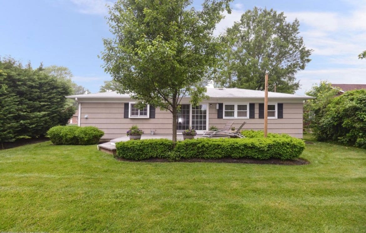 Building Photo - 46 Asbury Ave