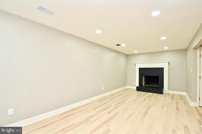 Building Photo - 4702 Forestdale Dr