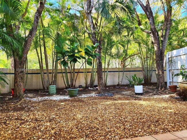 Building Photo - 21028 NE 34th Ct