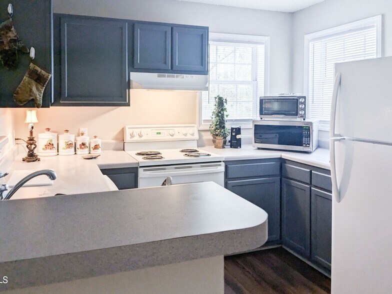 Building Photo - 1911 Wolftech Ln