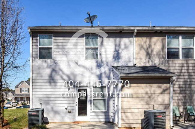 Building Photo - 3573 Rock Ridge Dr