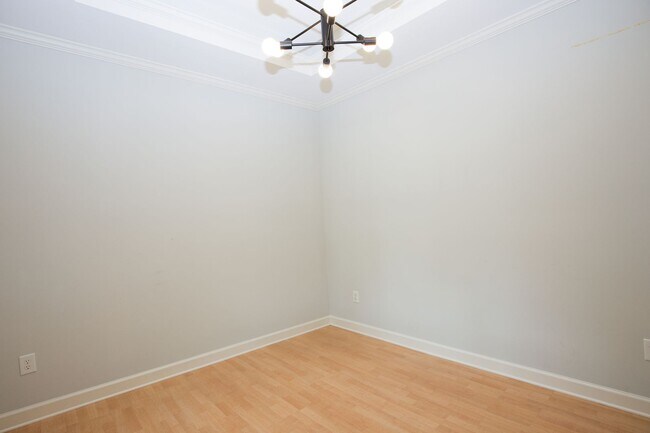 Building Photo - Beautiful corner lot home- Woodlake