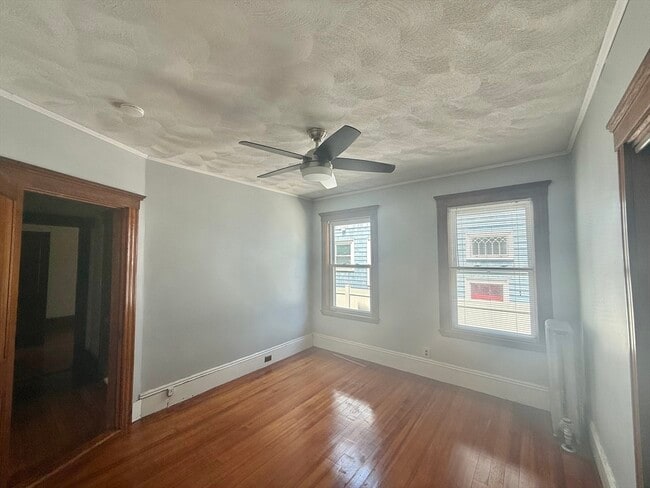Building Photo - 41 Dunbar Ave