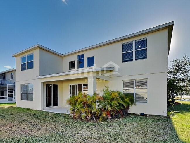 Building Photo - 6101 41st St E