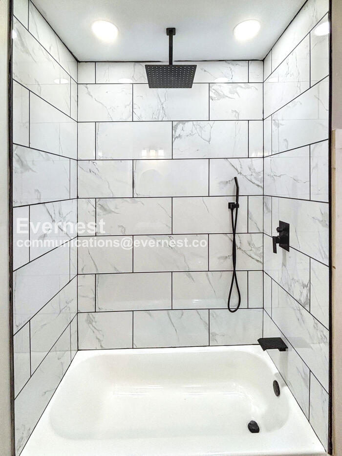 Building Photo - 7621 Virginia Ave