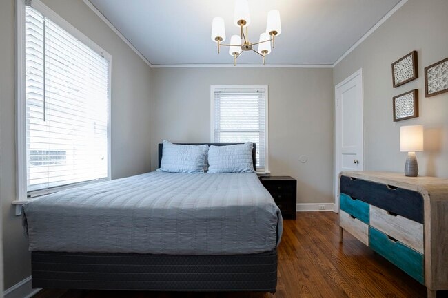 Building Photo - 2522 N Edwin Cir