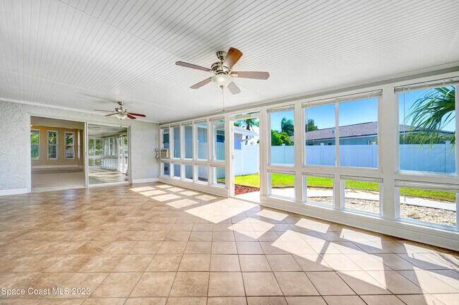 Building Photo - 1455 Centaurus Ct