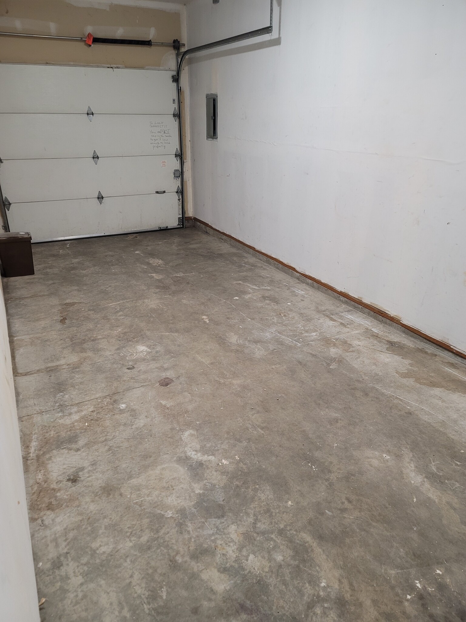 Building Photo - 16131 SE Powell Blvd