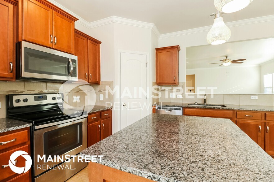 Building Photo - 1161 Rainier Ln