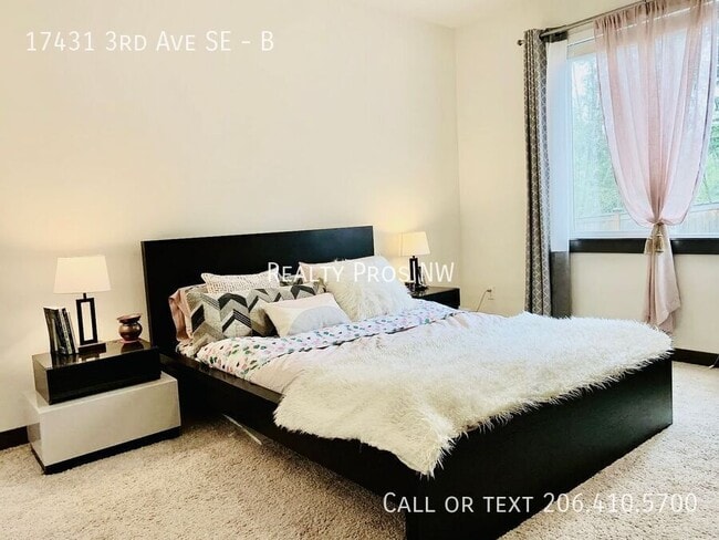 Building Photo - 17431 3rd Ave SE