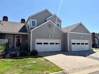 Building Photo - Lakeside 3 Bed/2.5 Bath Townhome in Gateway Community! Quiet, Scenic Living in The Heart Of Denver!