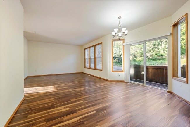 Building Photo - Charming 4-Bedroom Home on Tumwater Hill –...