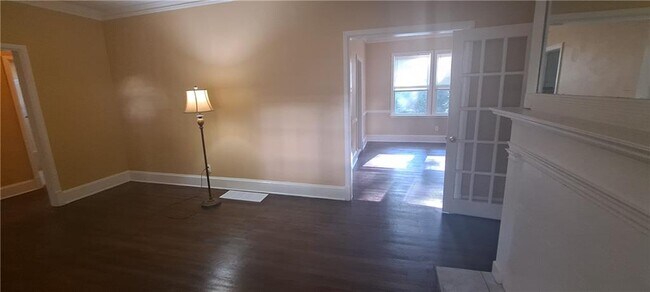 Building Photo - 1290 Cahaba Dr SW