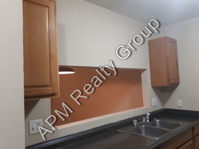Building Photo - St. Andrews townhouse now available!
