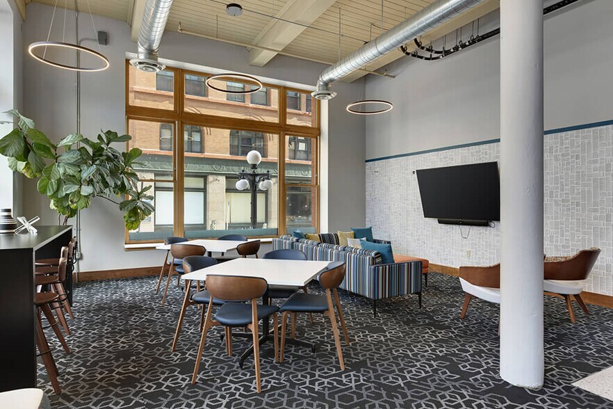 Building Photo - Lowertown Lofts