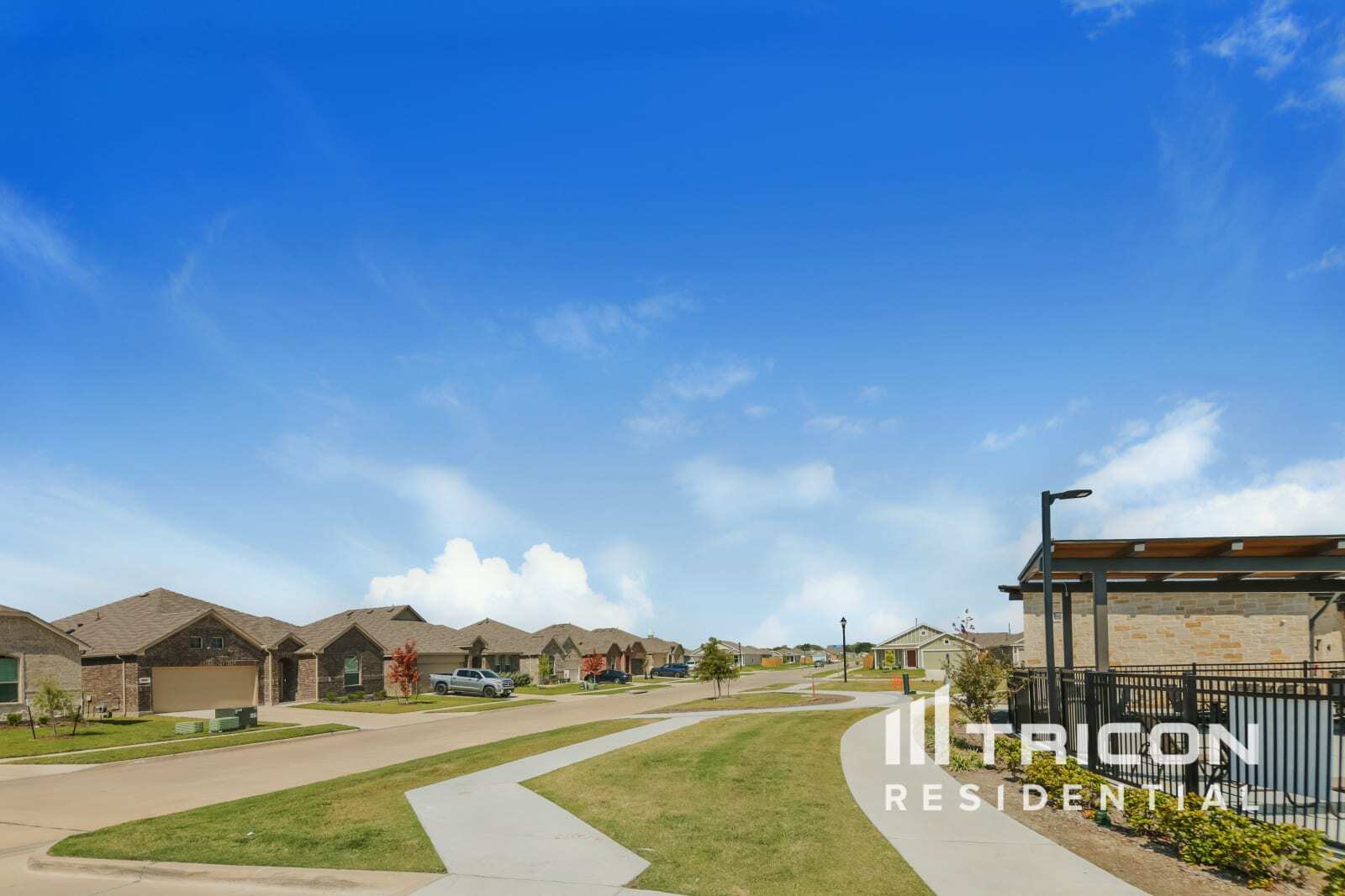 Building Photo - 807 Ponderosa Ln