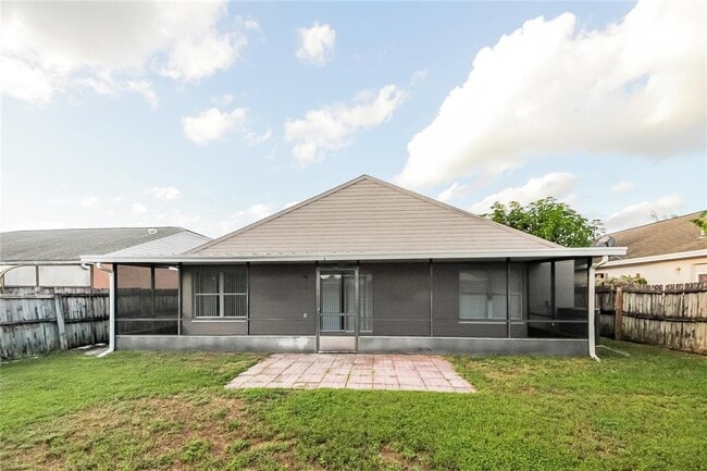 Building Photo - 2739 Woodruff Dr