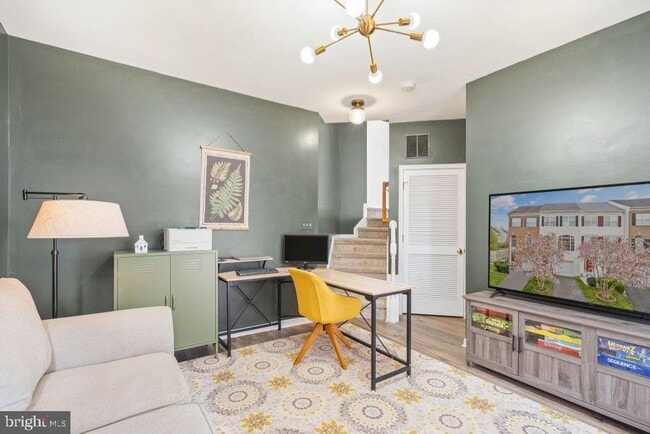 Building Photo - 10136 Pale Rose Loop