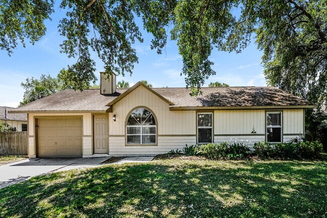 Building Photo - 6057 Balsam St