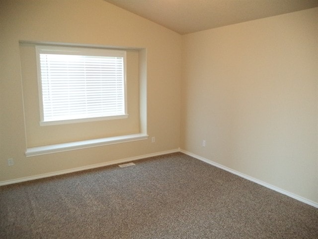 Building Photo - 879 S New Summer Ave