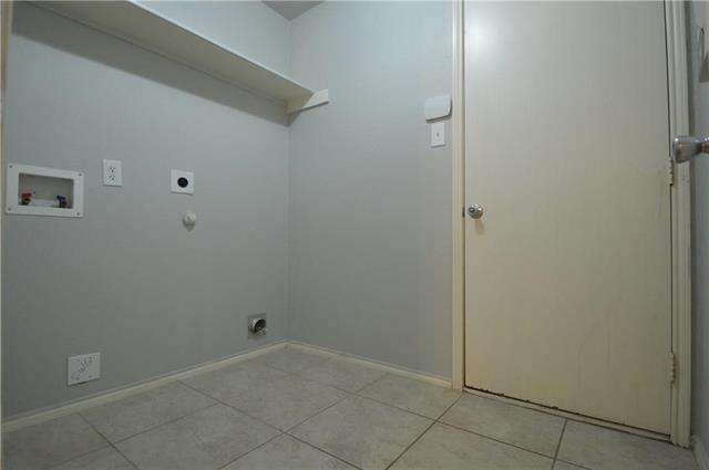 Building Photo - 1801 Willard Dr