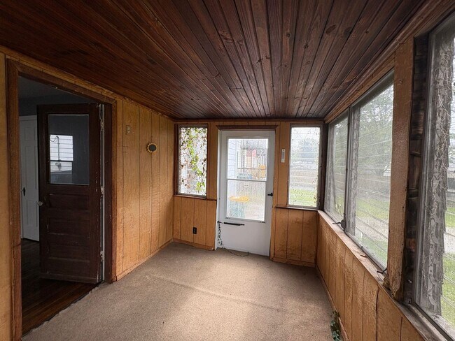 Building Photo - 5210 Cato St