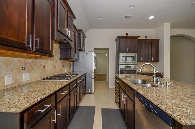 Building Photo - 4307 Fenetre Forest St