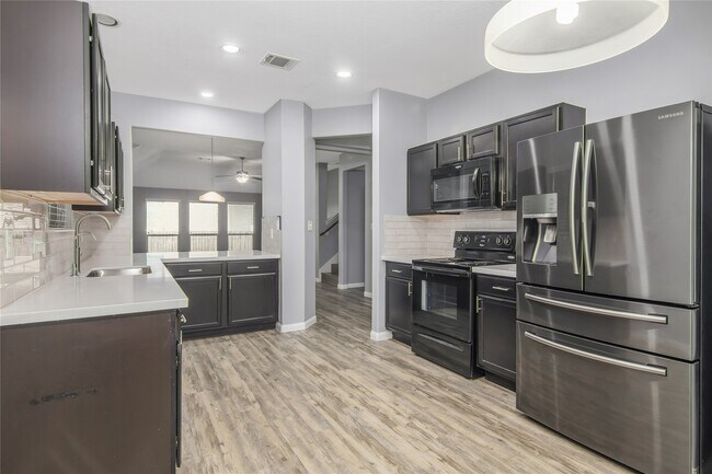 Building Photo - 3807 Springcrest Ln