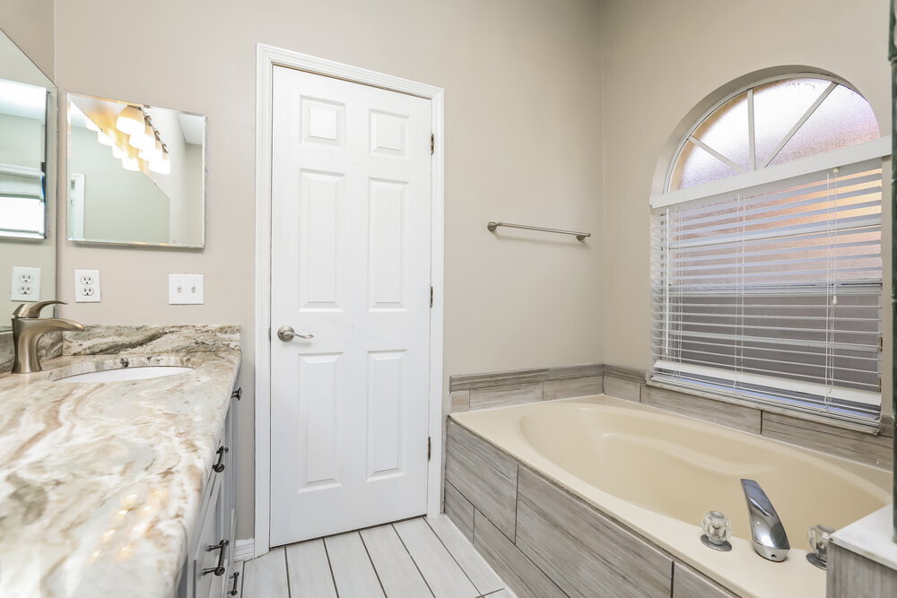 Building Photo - 1046 Kelly Creek Cir