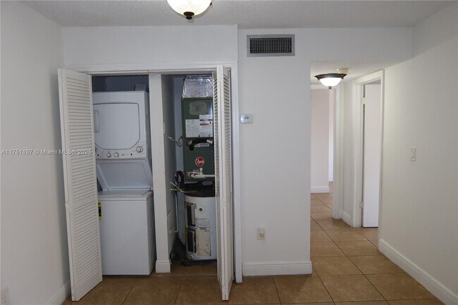 Building Photo - 15530 SW 80th St