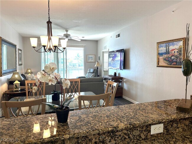 Building Photo - 16655 Lake Cir Dr